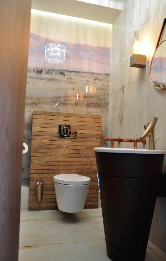 The Country Club Apartment Torun Bagian luar foto